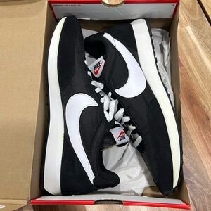 Nike Air Tailwind 79 Black/White NWT in box, size 13